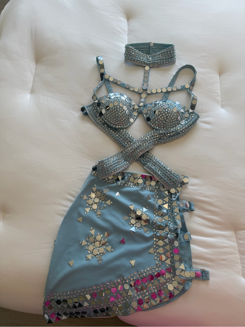 Blue Embellished Dress Choker